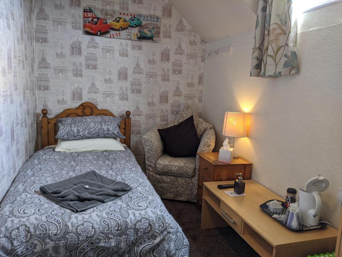 Bed and Breakfast Kirk Lea Halifax Esterno foto