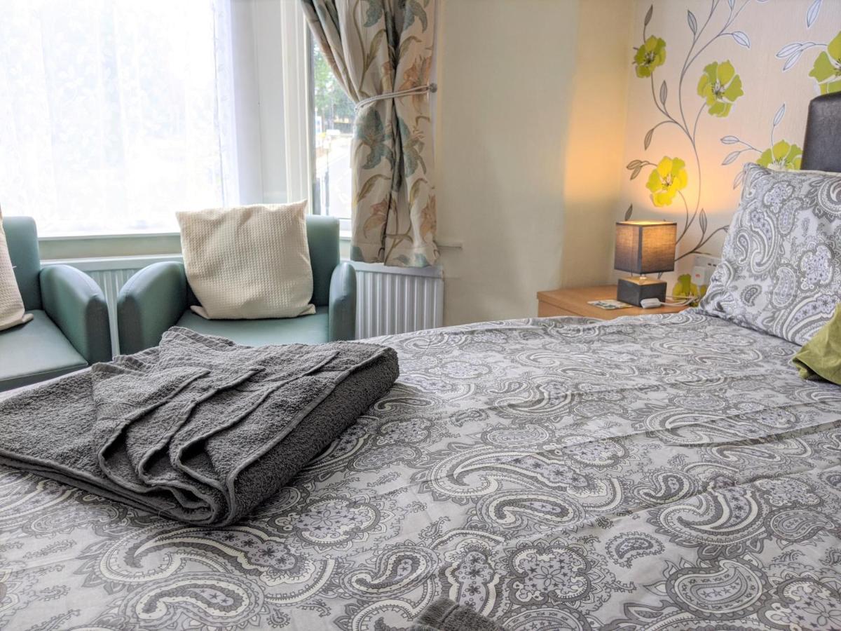 Bed and Breakfast Kirk Lea Halifax Esterno foto