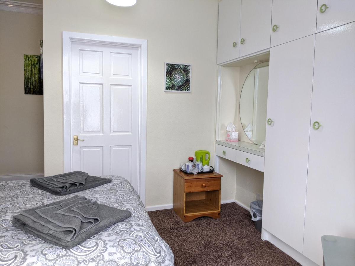 Bed and Breakfast Kirk Lea Halifax Esterno foto