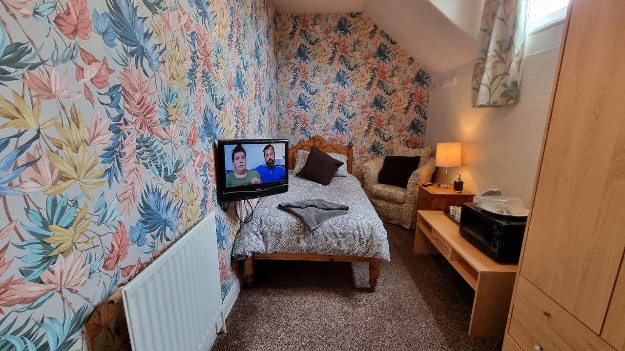 Bed and Breakfast Kirk Lea Halifax Esterno foto