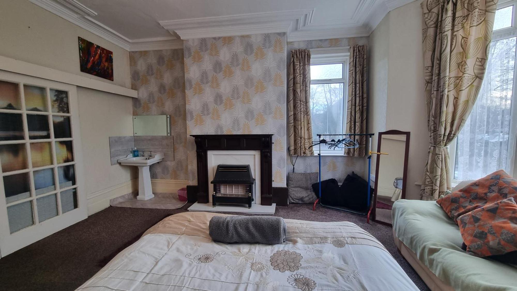 Bed and Breakfast Kirk Lea Halifax Esterno foto
